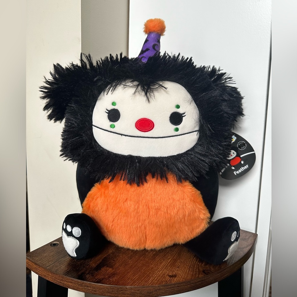 🇺🇸 10” FEATHER squishmallow Bigfoot